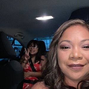 Meet your Posher, Amparo